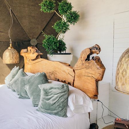 Domo Suites Masia Cal Geperut Badalona Bagian luar foto