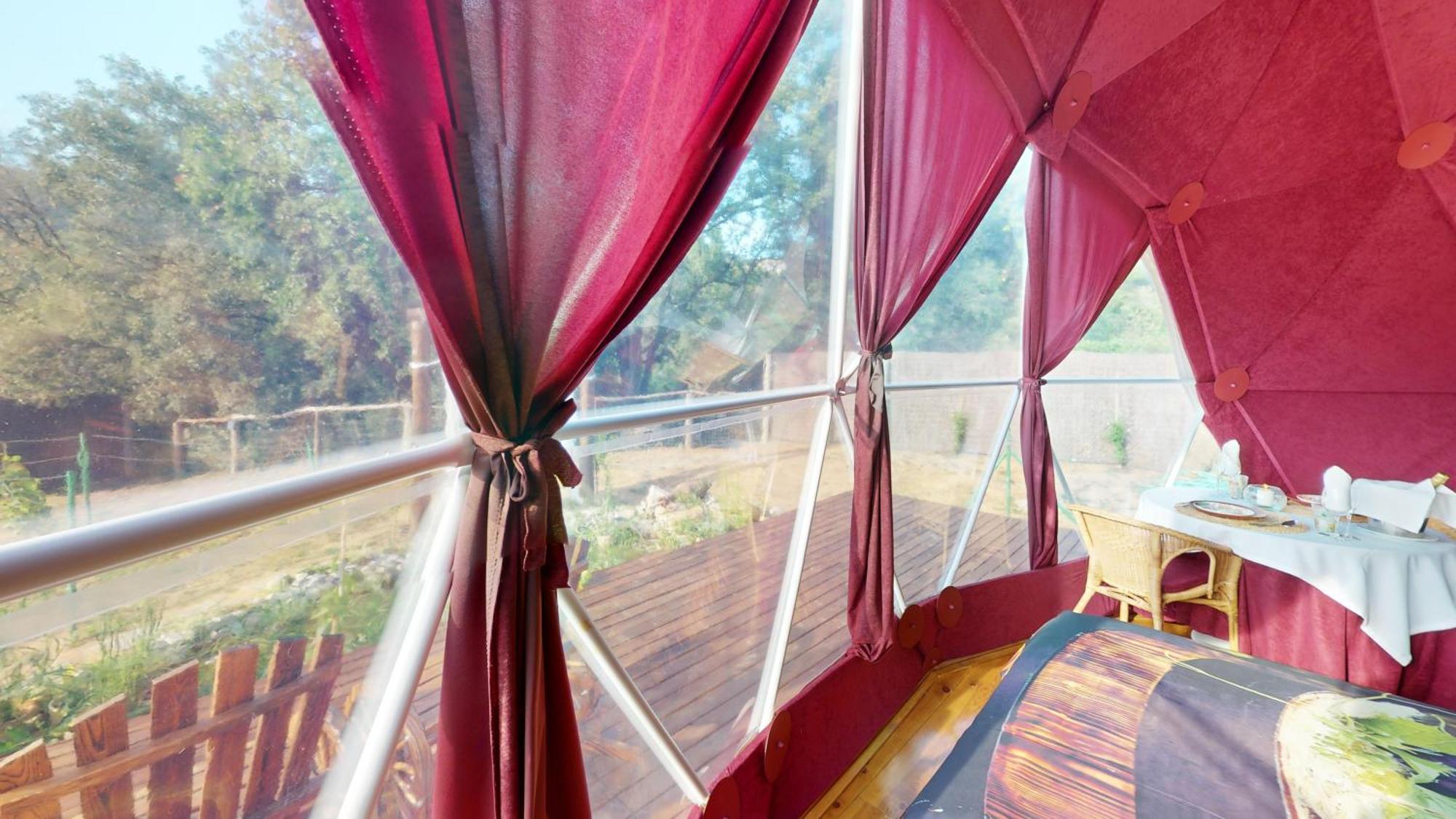 Domo Suites Masia Cal Geperut Badalona Bagian luar foto